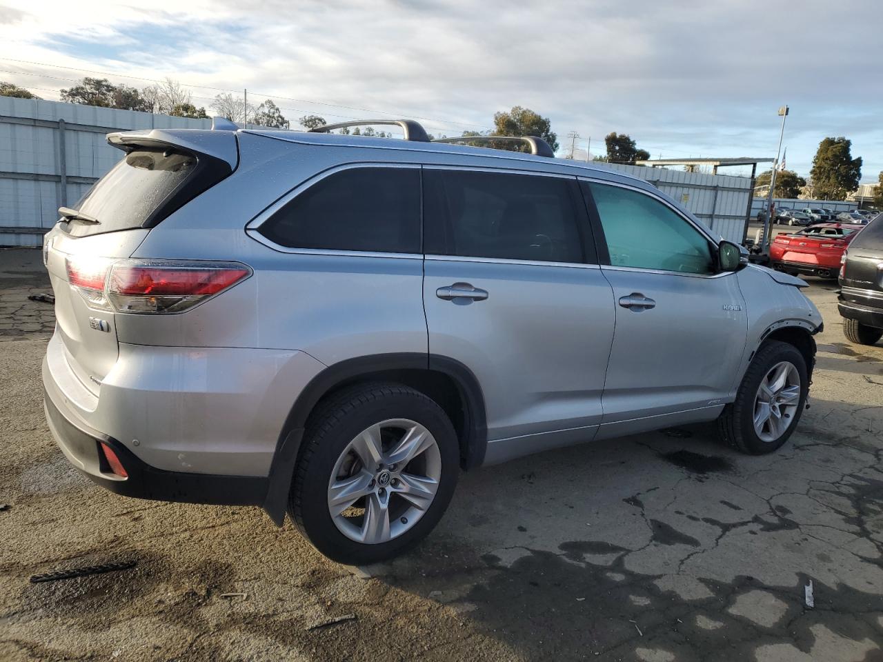 Изображение 3 2016 TOYOTA HIGHLANDER HYBRID LIMITED 2016 с VIN 5TDDCRFH5GS014624