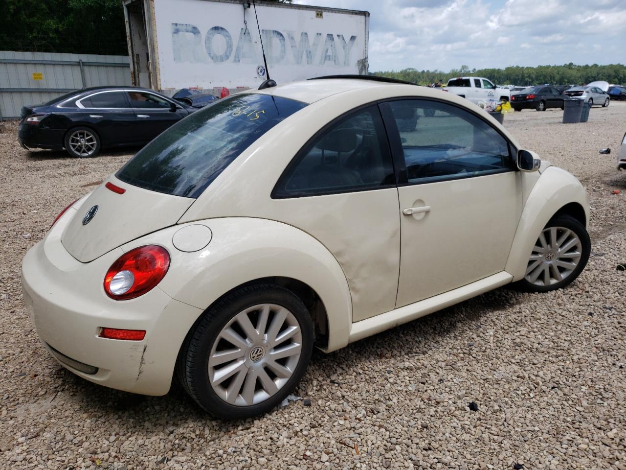 Obraz 3 z Volkswagen New Beetle S 2008 z VIN 3VWRW31C38M507111