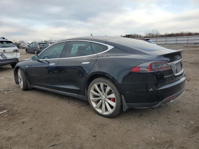 Изображение 2 2015 TESLA MODEL S 85D 2015 с VIN 5YJSA1H26FFP69985