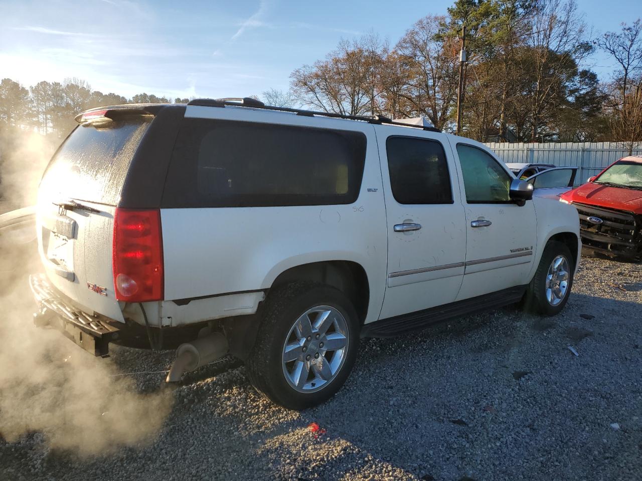 Obraz 3 z 2009 GMC YUKON XL C1500 SLT 2009 z VIN 1GKFC36099R202617