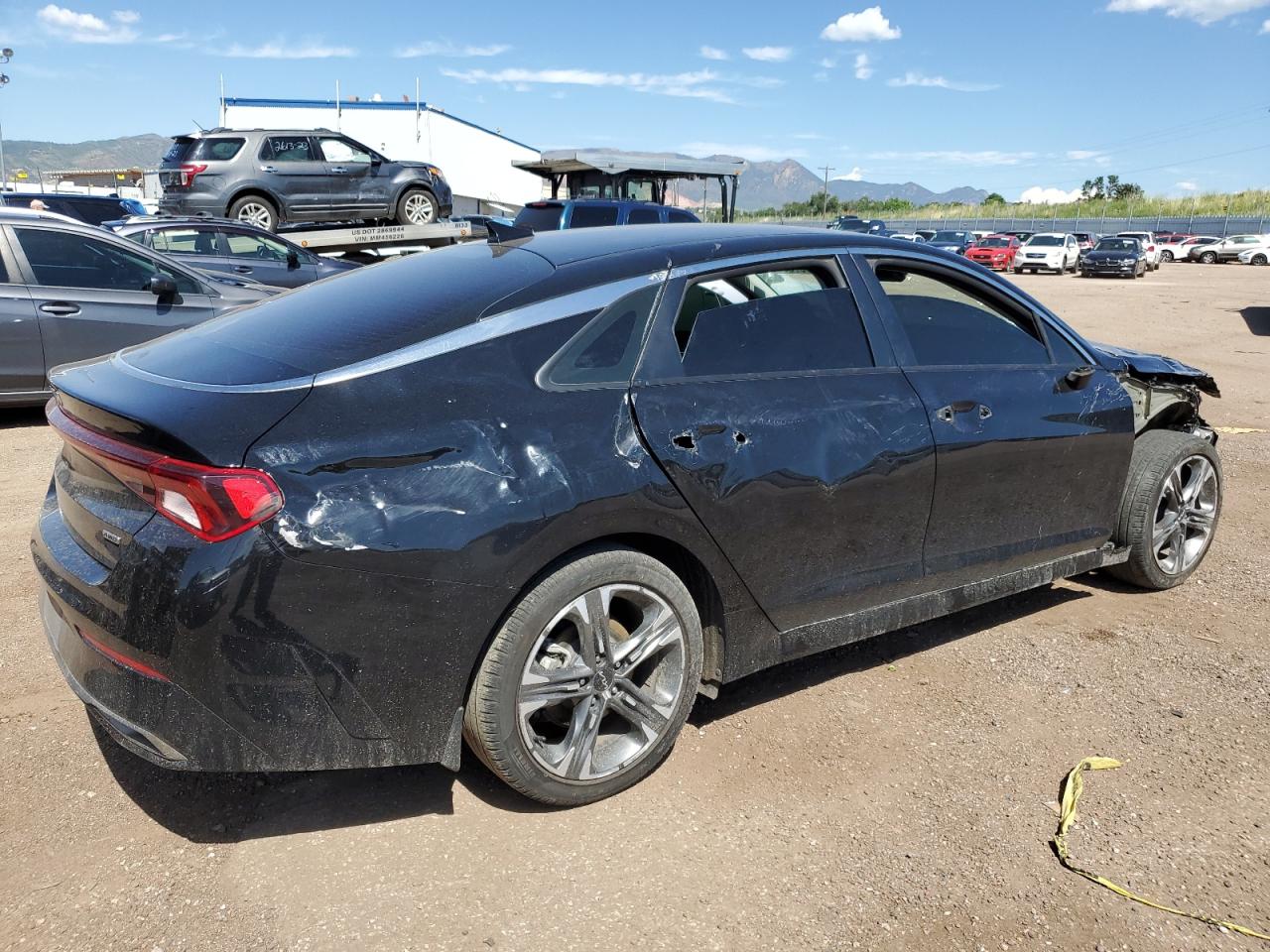 Image 3 of 2022 KIA K5 LXS 2022 with VIN 5XXG14J23NG100148