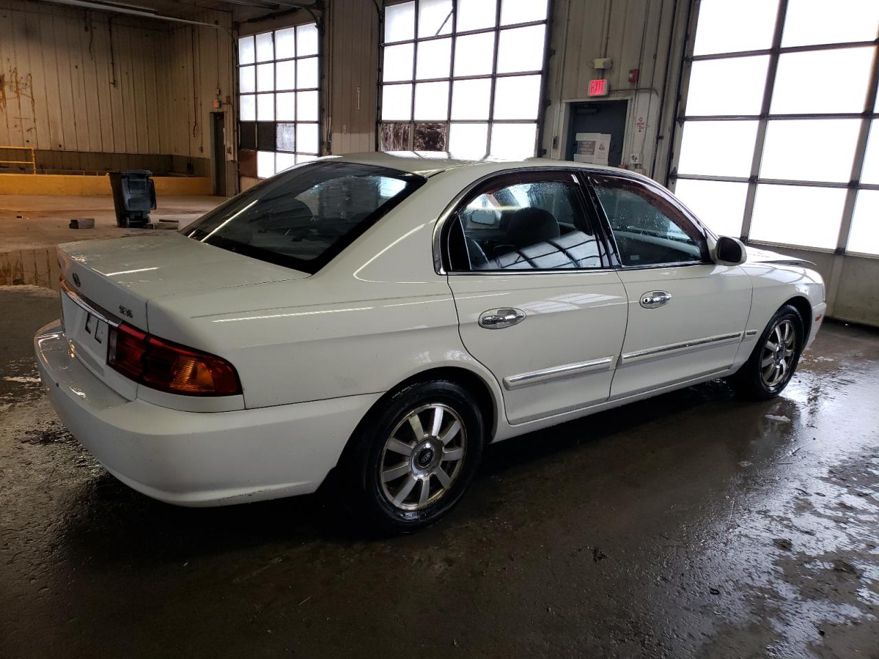Obraz 3 z 2002 KIA OPTIMA MAGENTIS 2002 z VIN KNAGD128725105181