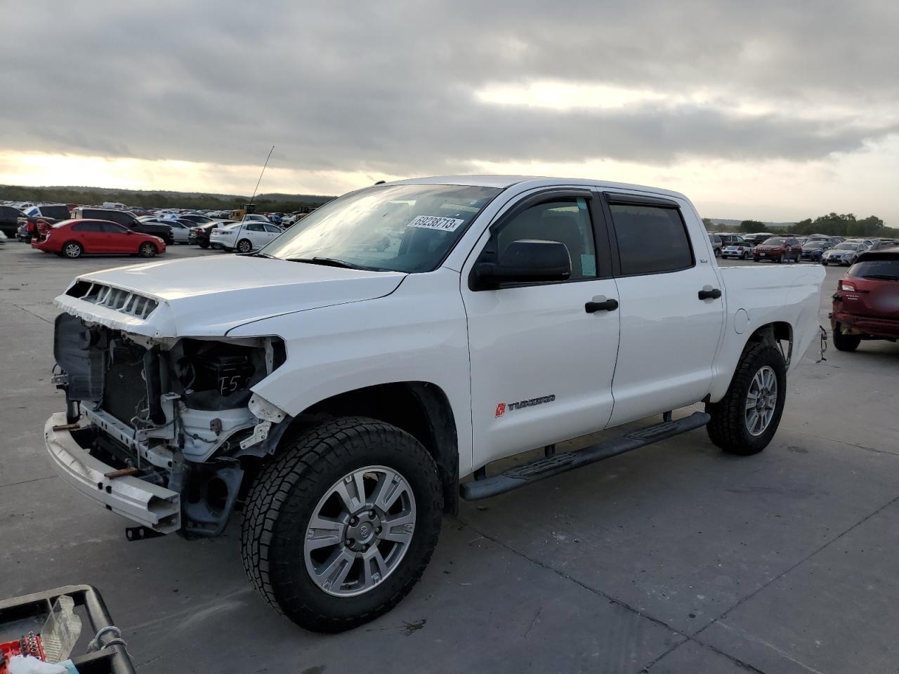 Изображение 1 Toyota Tundra Crewmax Sr5 2014 с VIN 5TFEM5F12EX076499