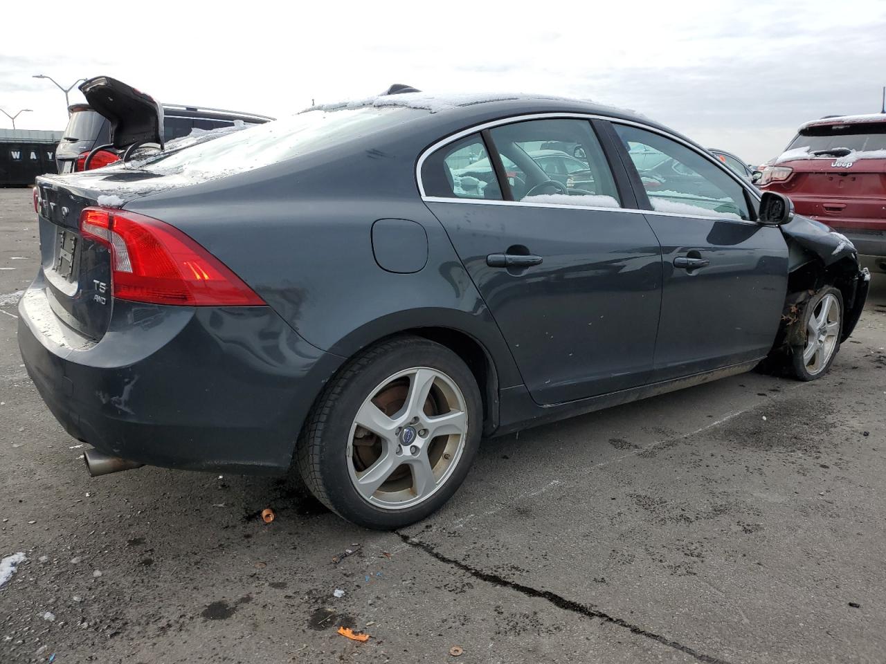 Image 3 of 2013 VOLVO S60 T5 2013 with VIN YV1612FH0D1215405