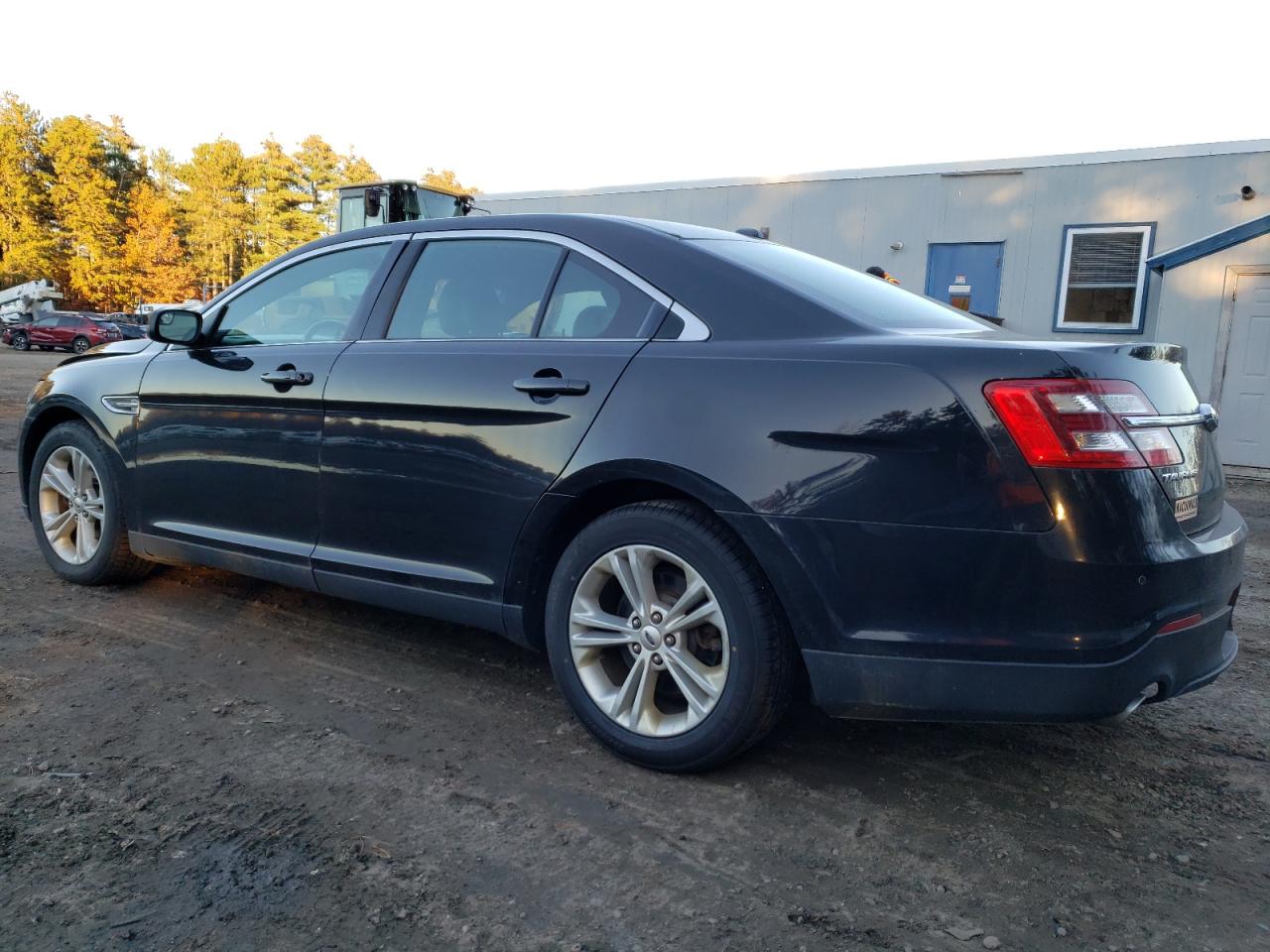 Image 2 of 2016 FORD TAURUS SEL 2016 with VIN 1FAHP2E80GG109803