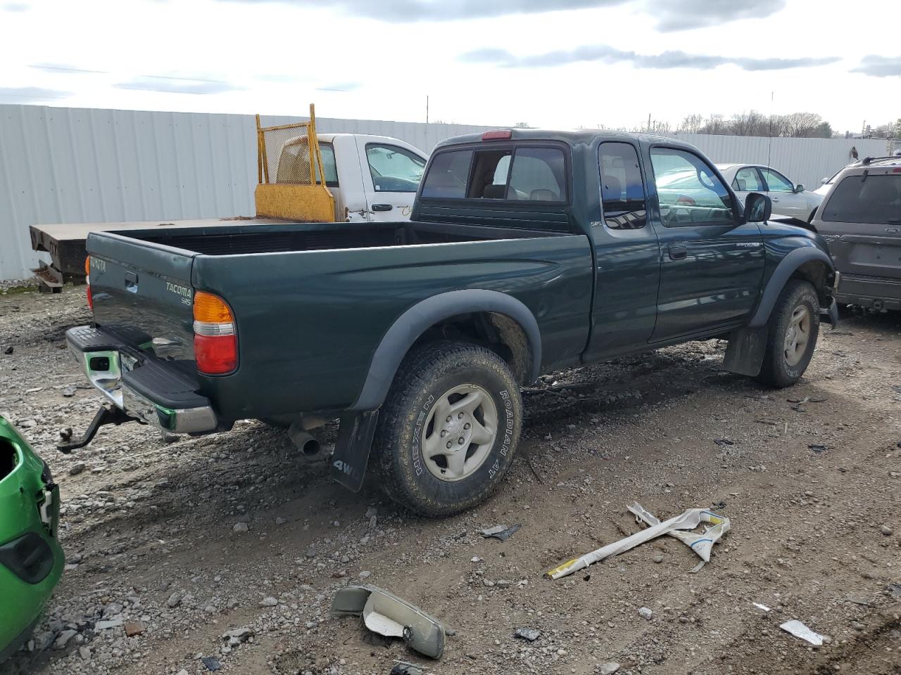 Изображение 3 2003 TOYOTA TACOMA XTRACAB 2003 с VIN 5TEWM72NX3Z283821
