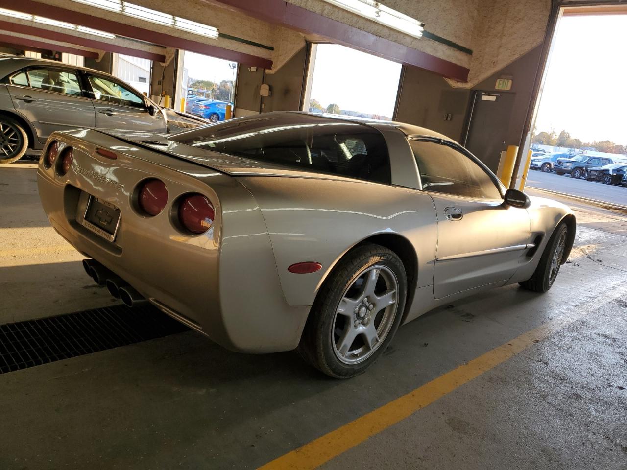 Image 3 of 1999 CHEVROLET CORVETTE  1999 with VIN 1G1YY22GXX5101330