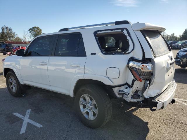 Изображение 2 2022 TOYOTA 4RUNNER SR5 2022 с VIN JTEFU5JR5N5253619