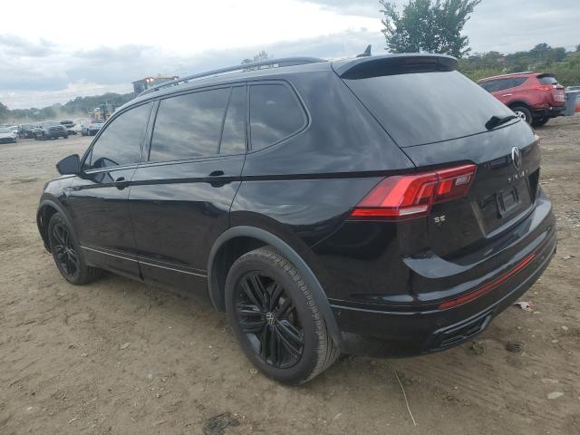 Изображение 2 2022 VOLKSWAGEN TIGUAN SE R-LINE BLACK 2022 с VIN 3VV8B7AX4NM091300