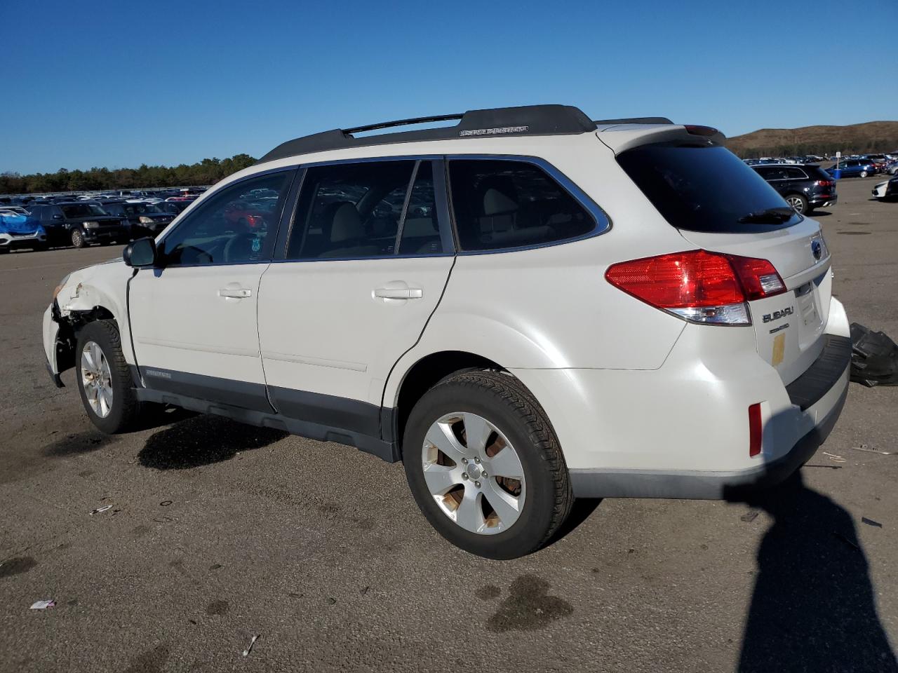 Image 2 of 2011 SUBARU OUTBACK 2.5I PREMIUM 2011 with VIN 4S4BRBCC9B3442871