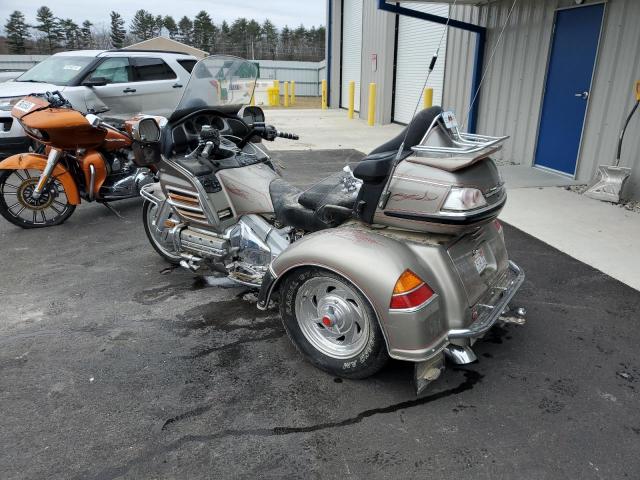 Image 3 of 2002 HONDA GL1800  2002 with VIN 1HFSC47022A100584