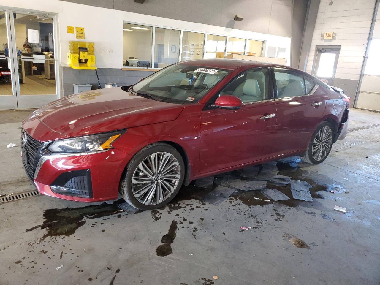 Изображение 1 2023 NISSAN ALTIMA SL 2023 с VIN 1N4BL4EVXPN304421