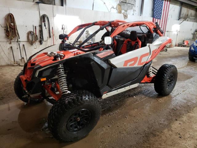 Obraz 2 z 2021 CAN-AM MAVERICK X3 X RC TURBO RR 2021 z VIN 3JBVVAV40MK001157