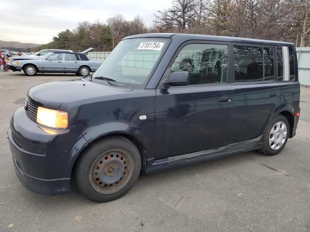 Изображение 1 2004 TOYOTA SCION XB 2004 с VIN JTLKT324040169902