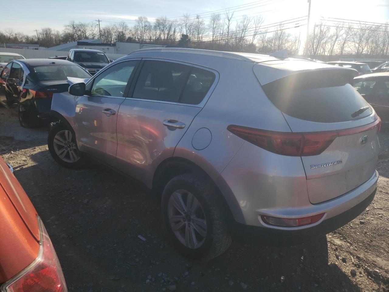 Изображение 2 2017 KIA SPORTAGE LX 2017 с VIN KNDPM3AC1H7094387