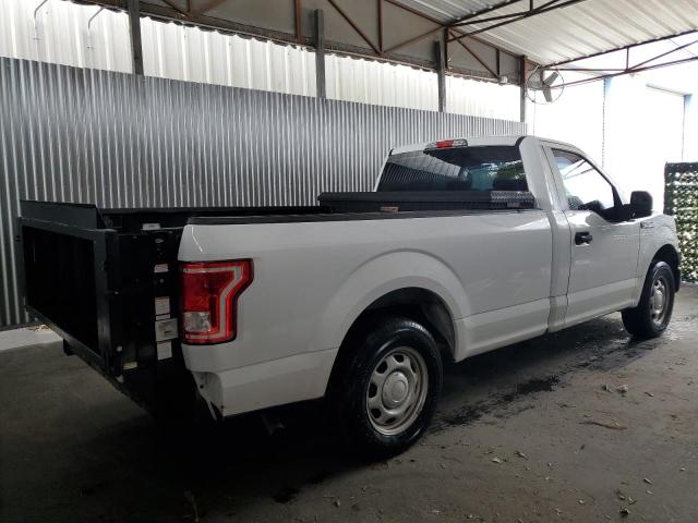 Obraz 3 z 2017 FORD F150  2017 z VIN 1FTMF1C88HKD61211