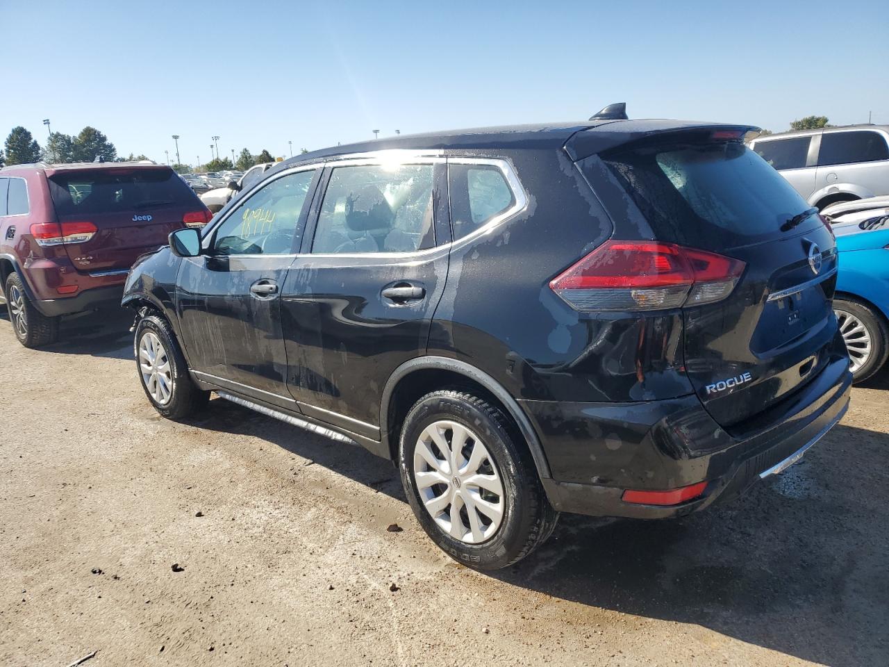 Image 2 of 2020 NISSAN ROGUE S 2020 with VIN KNMAT2MV2LP527434