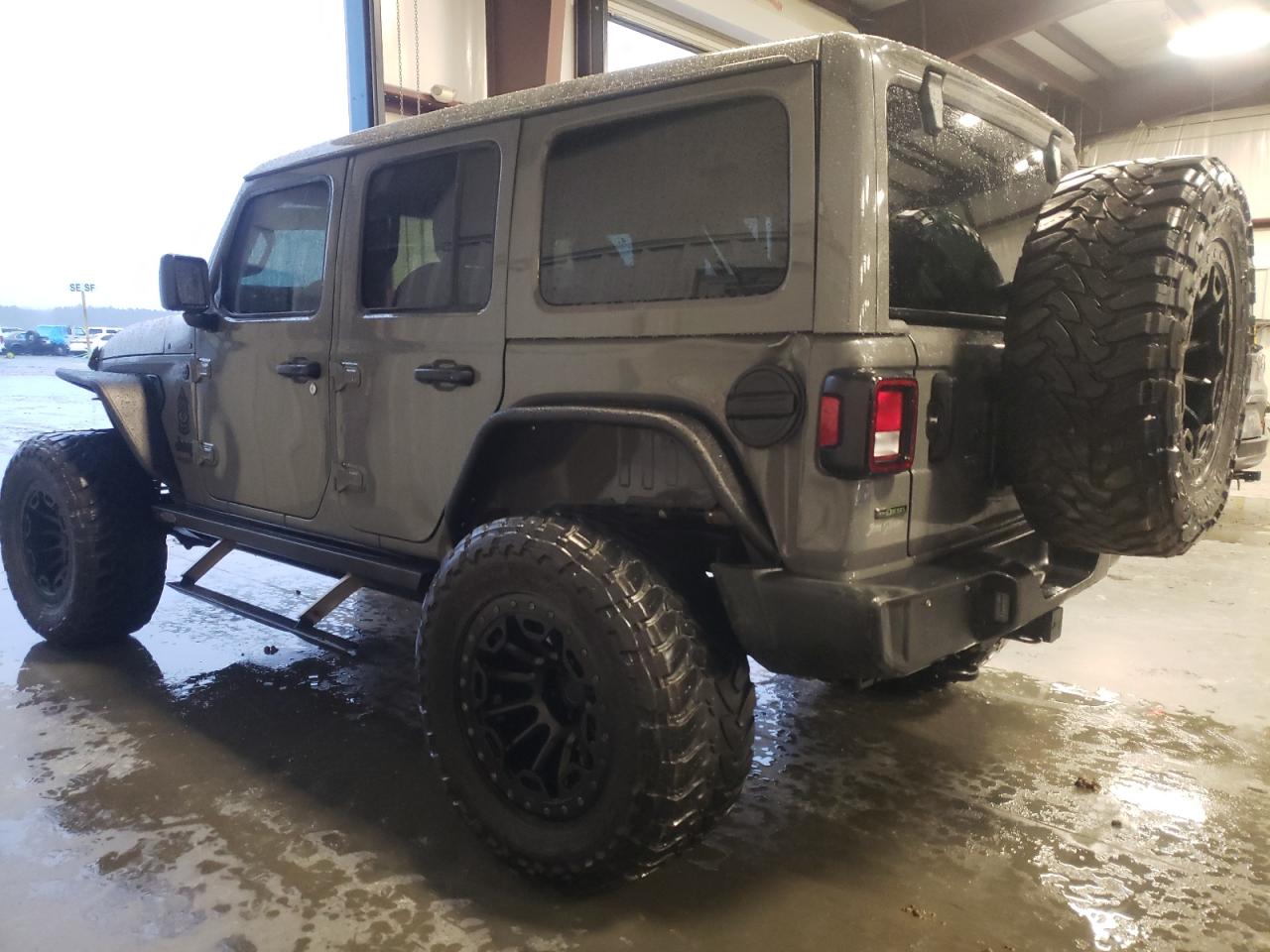 Obraz 2 z 2021 JEEP WRANGLER UNLIMITED SPORT 2021 z VIN 1C4HJXDM4MW622920