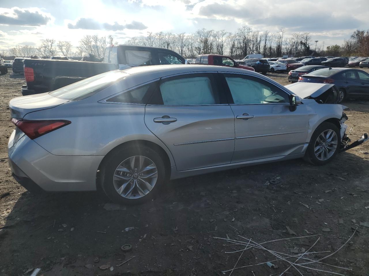 Obraz 3 z 2022 TOYOTA AVALON XLE 2022 z VIN 4T1AA1AB0NU014063