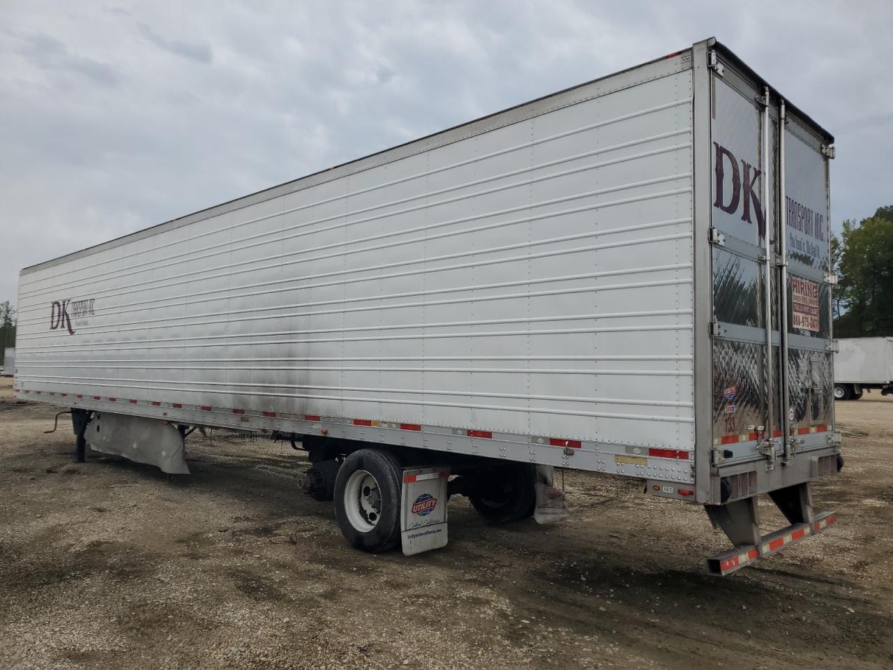 Obraz 3 z 2015 UTILITY DRYVAN 2015 z VIN 1UYVS2535FU283433