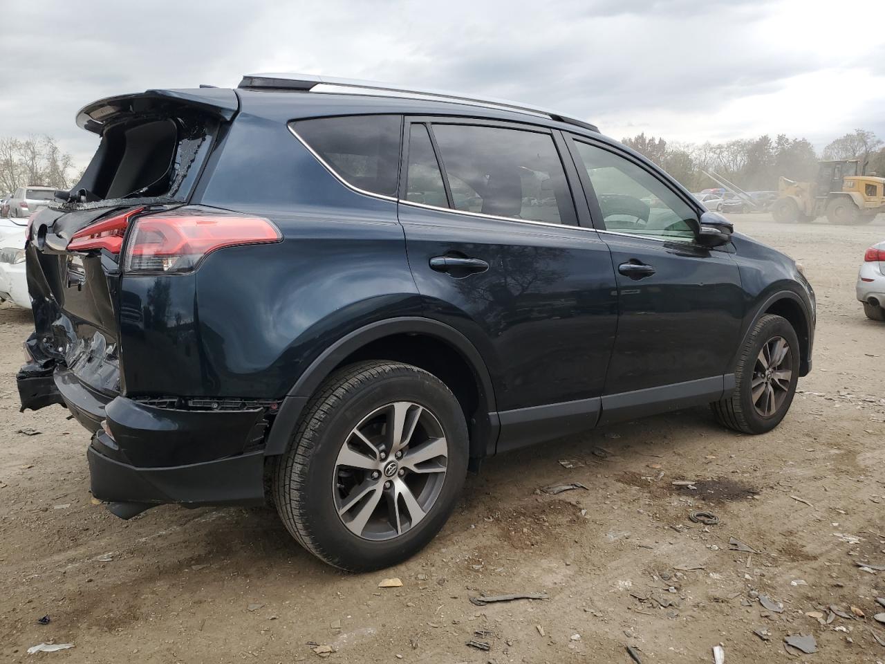 Image 3 of 2017 TOYOTA RAV4 XLE 2017 with VIN JTMWFREV5HJ110372