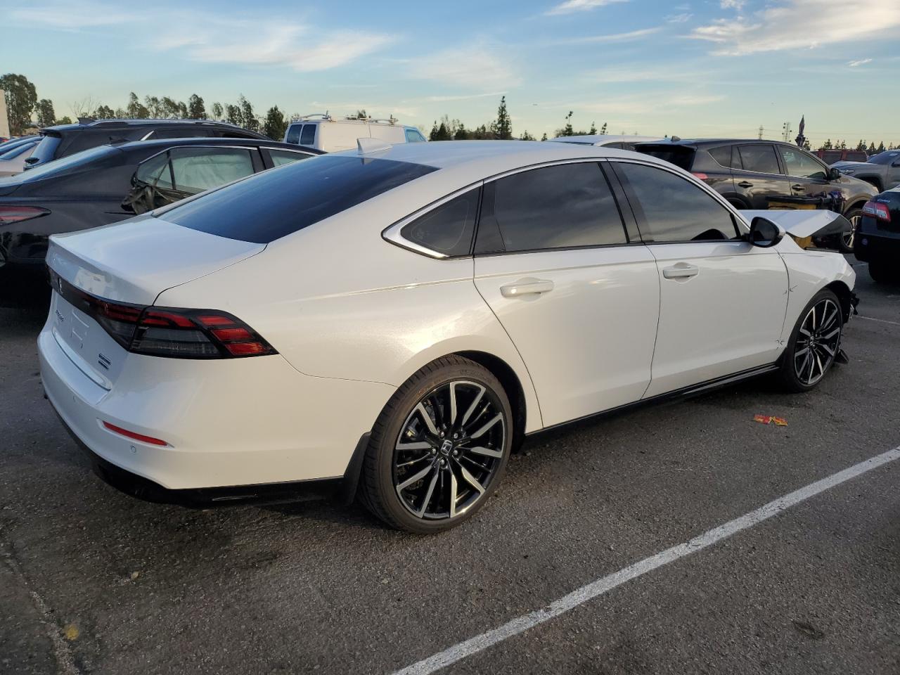 Image 3 of 2024 HONDA ACCORD TOURING HYBRID 2024 with VIN 1HGCY2F83RA004860