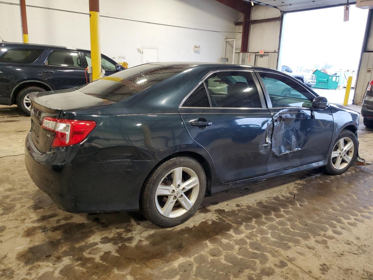 Image 3 of 2014 TOYOTA CAMRY L 2014 with VIN 4T1BF1FK3EU459122