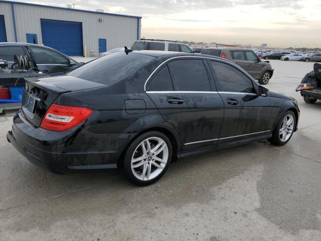 Image 3 of 2014 MERCEDES-BENZ C 250 2014 with VIN WDDGF4HB6ER312035