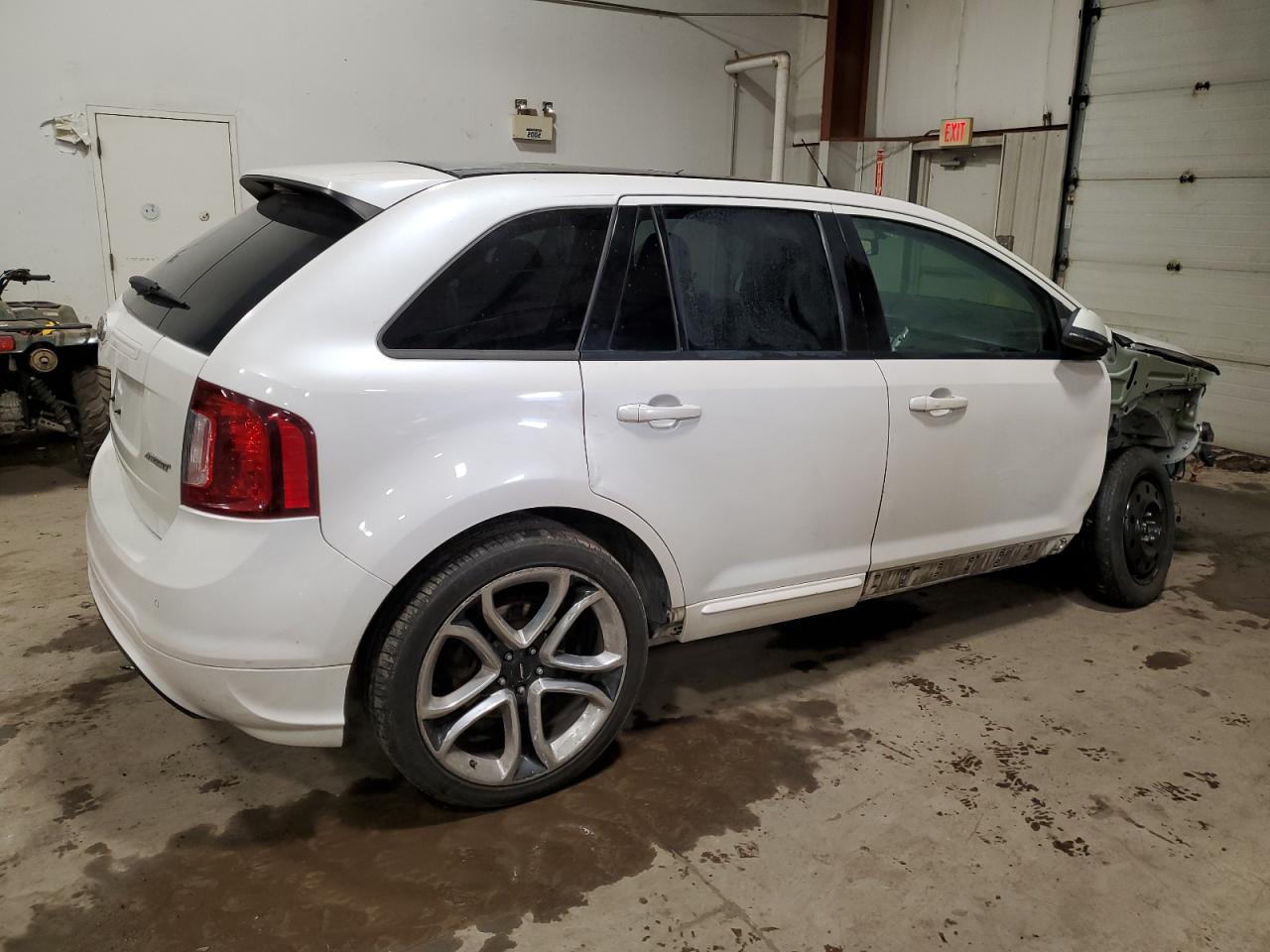 Image 3 of 2014 FORD EDGE SPORT 2014 with VIN 2FMDK3AK5EBA94827