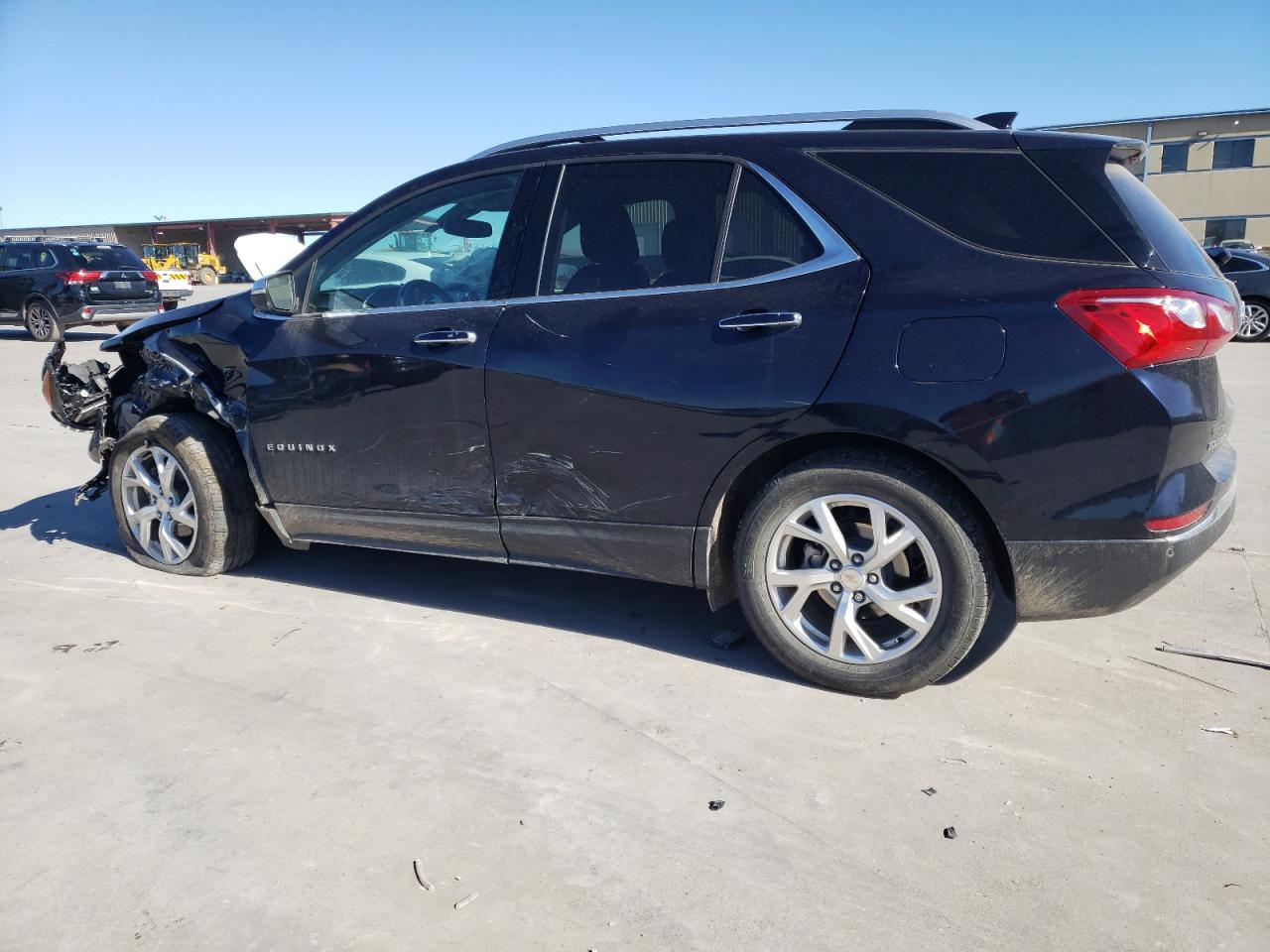 Изображение 2 2020 CHEVROLET EQUINOX PREMIER 2020 с VIN 3GNAXNEV2LS710183
