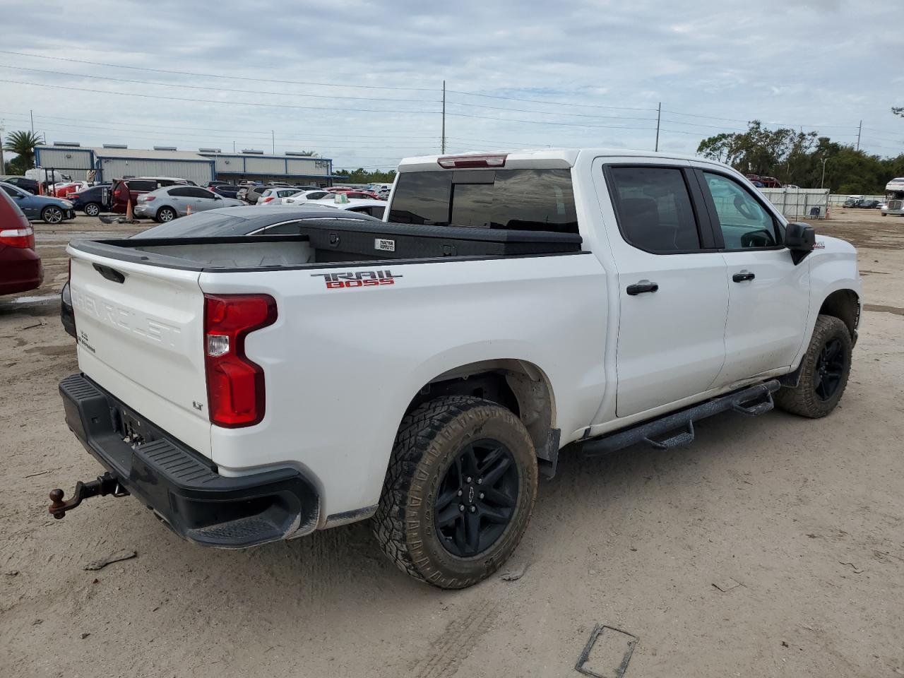 Obraz 3 z 2020 CHEVROLET SILVERADO K1500 LT TRAIL BOSS 2020 z VIN 3GCPYFED7LG360131