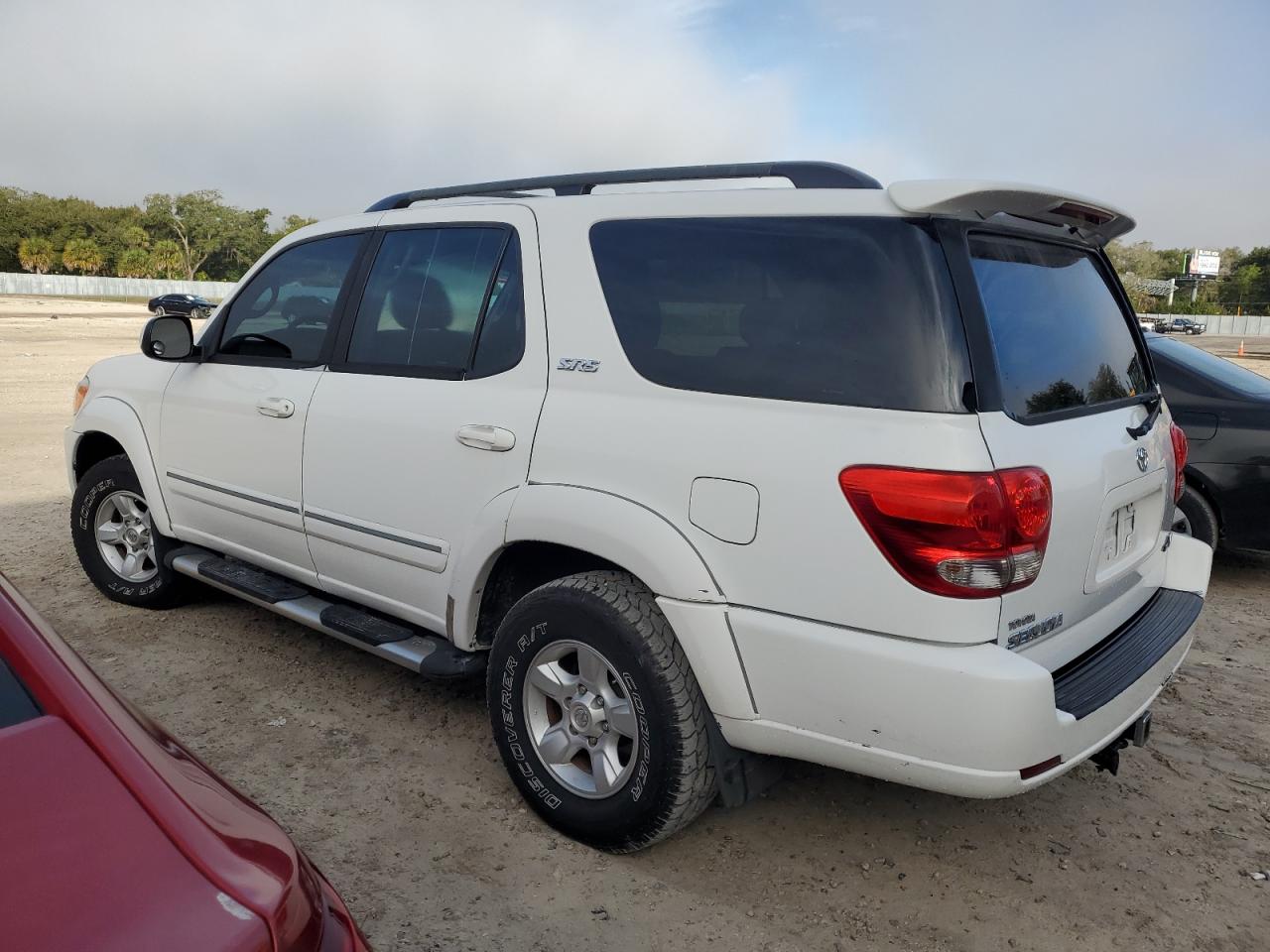 Image 2 of 2006 TOYOTA SEQUOIA SR5 2006 with VIN 5TDZT34A96S275083