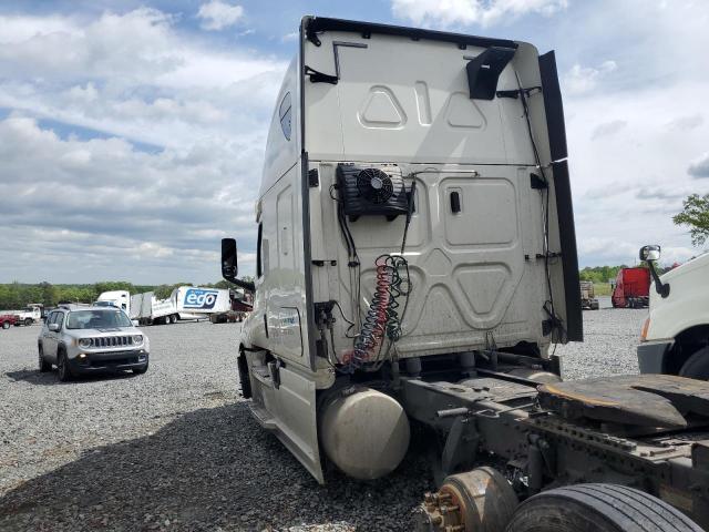Image 3 of 2019 FREIGHTLINER CASCADIA 126  2019 with VIN 3AKJHHDVXKSKF7629