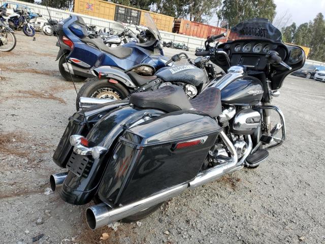 Image 3 of 2018 HARLEY-DAVIDSON FLHX STREET GLIDE 2018 with VIN 1HD1KBC14JB662974