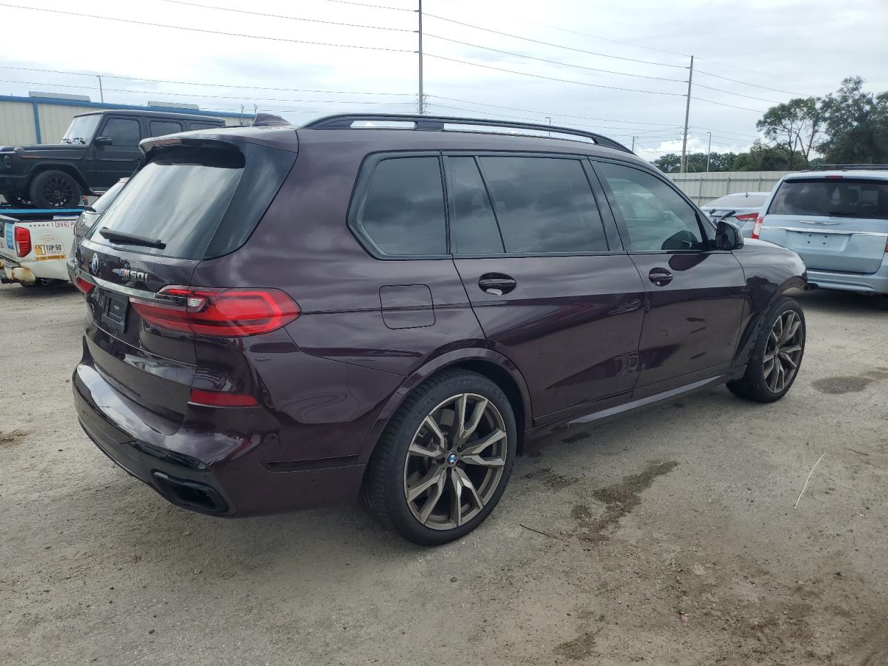 Изображение 3 2022 BMW X7 M50I 2022 с VIN 5UXCX6C01N9J96474