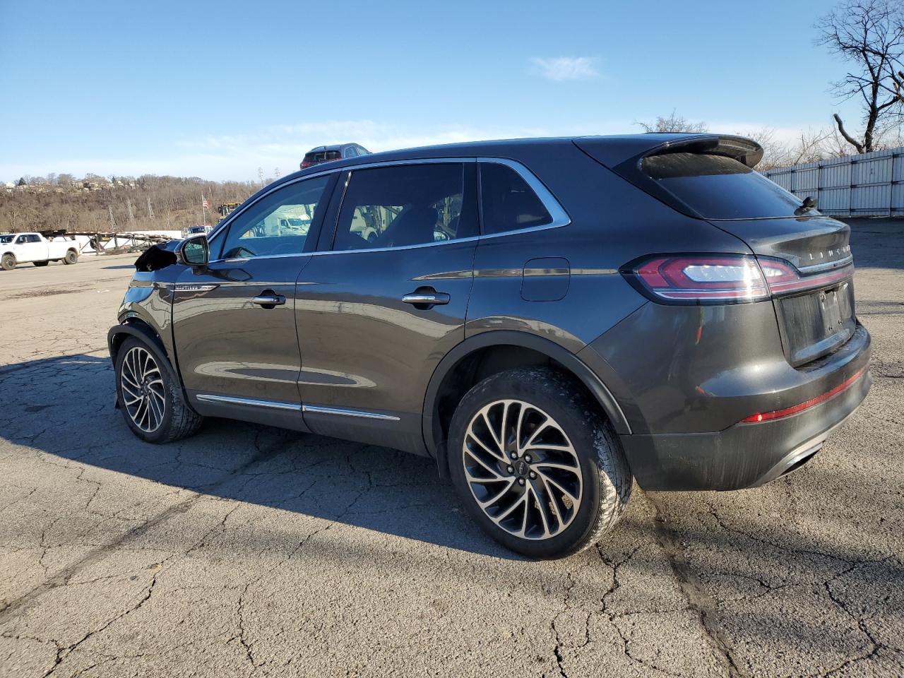 Изображение 2 2019 LINCOLN NAUTILUS RESERVE 2019 с VIN 2LMPJ8L94KBL36241