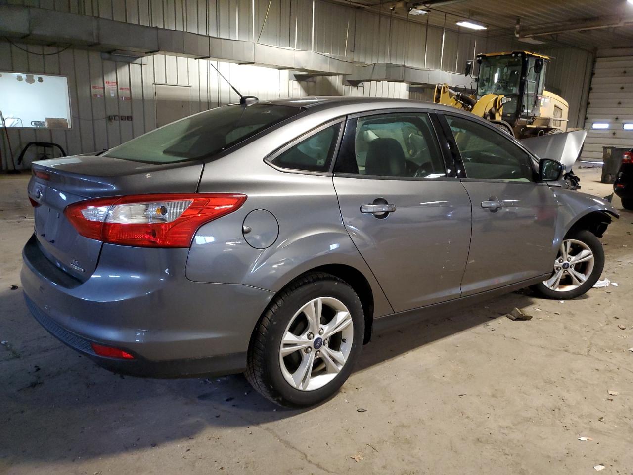 Image 3 of 2014 FORD FOCUS SE 2014 with VIN 1FADP3F2XEL135974