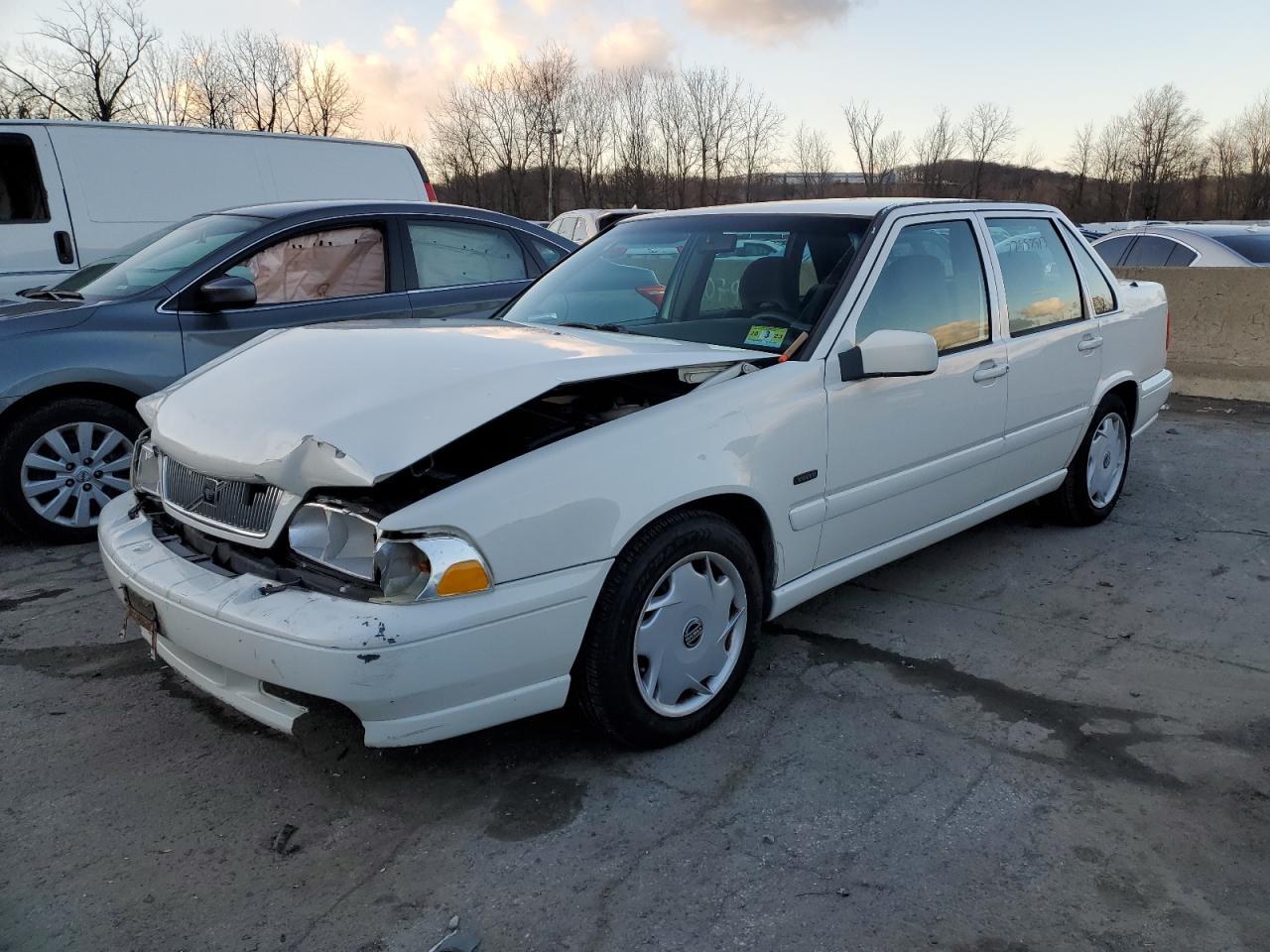 Изображение 1 1998 VOLVO S70  1998 с VIN YV1LS5577W1544616