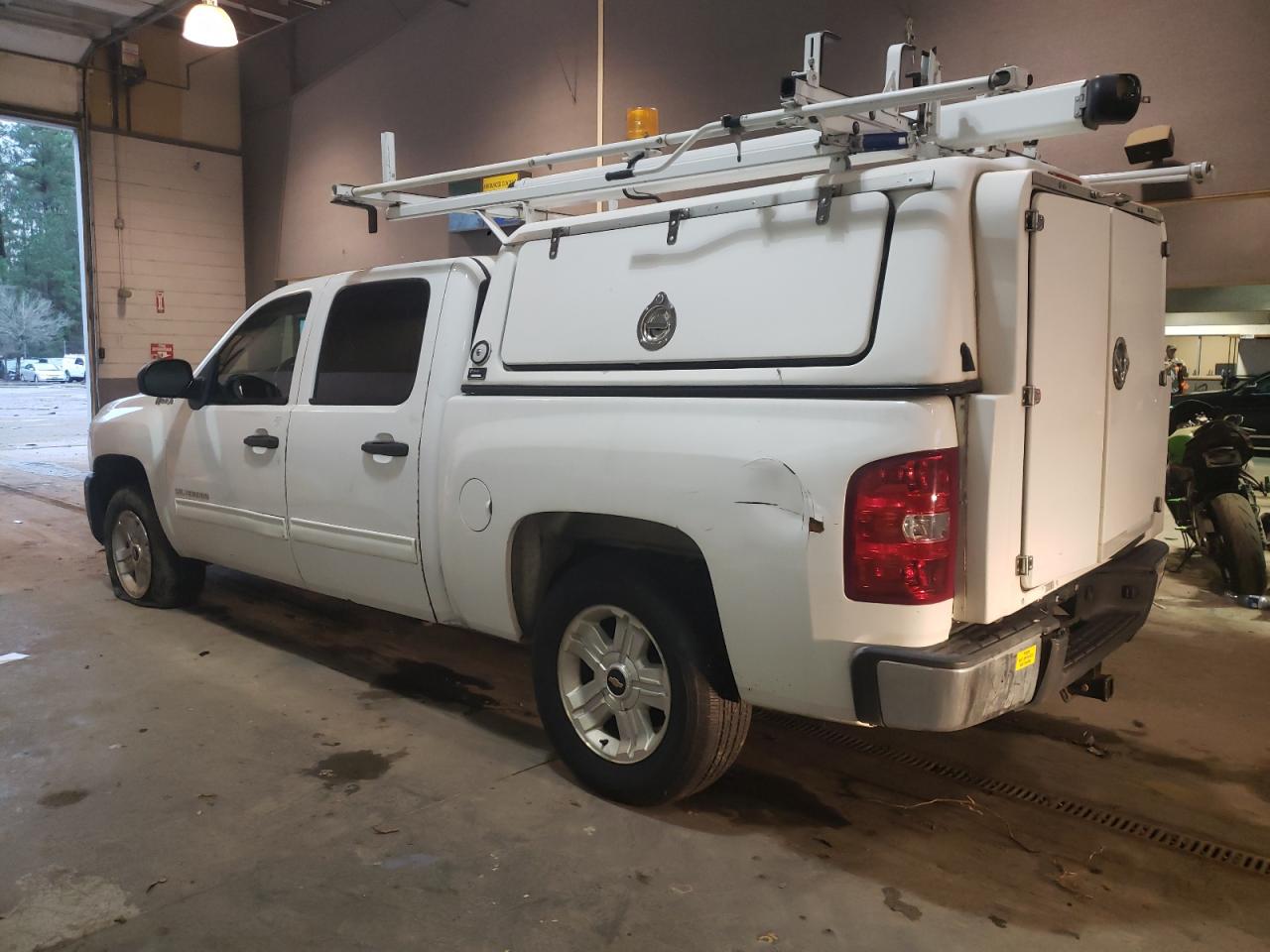 Obraz 2 z 2010 CHEVROLET SILVERADO C1500 HYBRID 2010 z VIN 3GCXCUEJ7AG216214