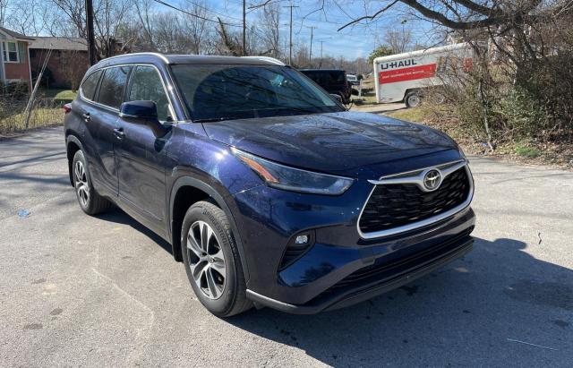 Изображение 1 2021 TOYOTA HIGHLANDER XLE 2021 с VIN 5TDGZRBH6MS540709