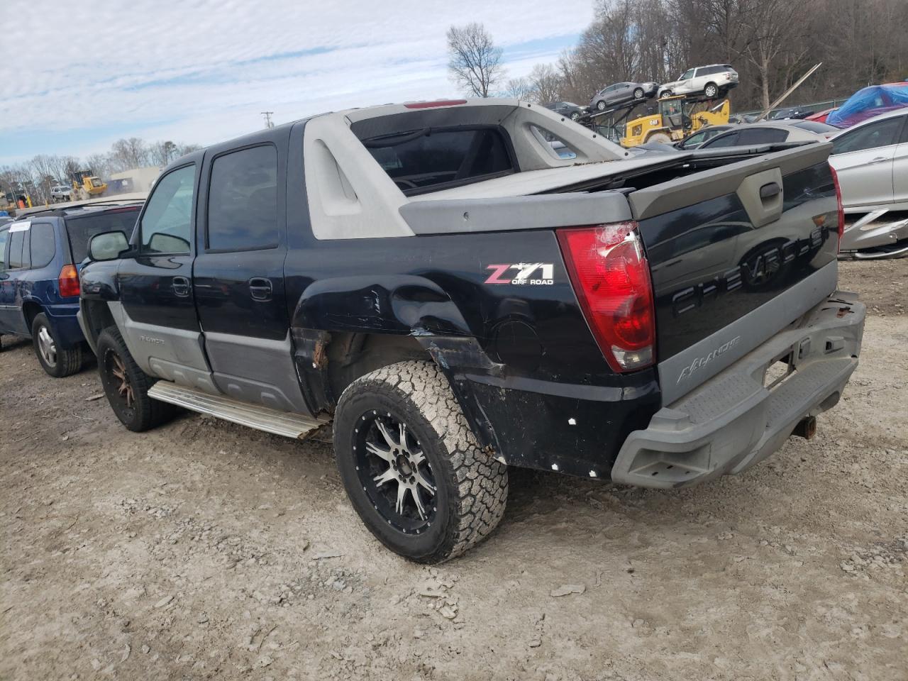Image 2 of 2002 CHEVROLET AVALANCHE K1500 2002 with VIN 3GNEK13T92G202143