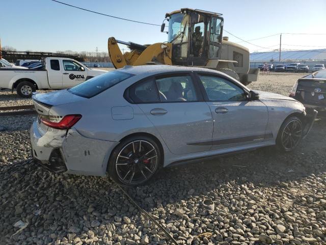 Obraz 3 z 2024 BMW M340XI  2024 z VIN 3MW49FF06R8E02350