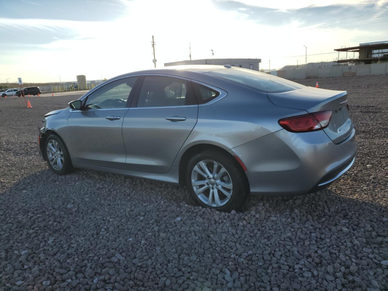 Obraz 2 z 2015 CHRYSLER 200 LIMITED 2015 z VIN 1C3CCCAB8FN606958