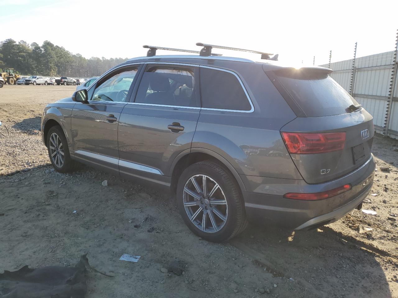 Obraz 2 z 2019 AUDI Q7 PREMIUM PLUS 2019 z VIN WA1LAAF75KD041993