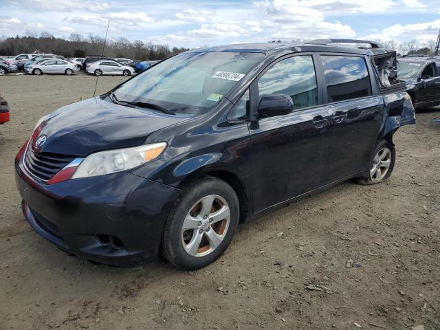 Изображение 2012 TOYOTA SIENNA LE 2012