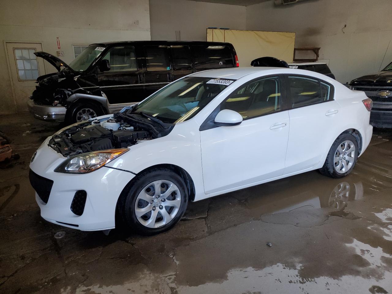 Obraz 1 z 2012 MAZDA 3 I 2012 z VIN JM1BL1UG7C1551828