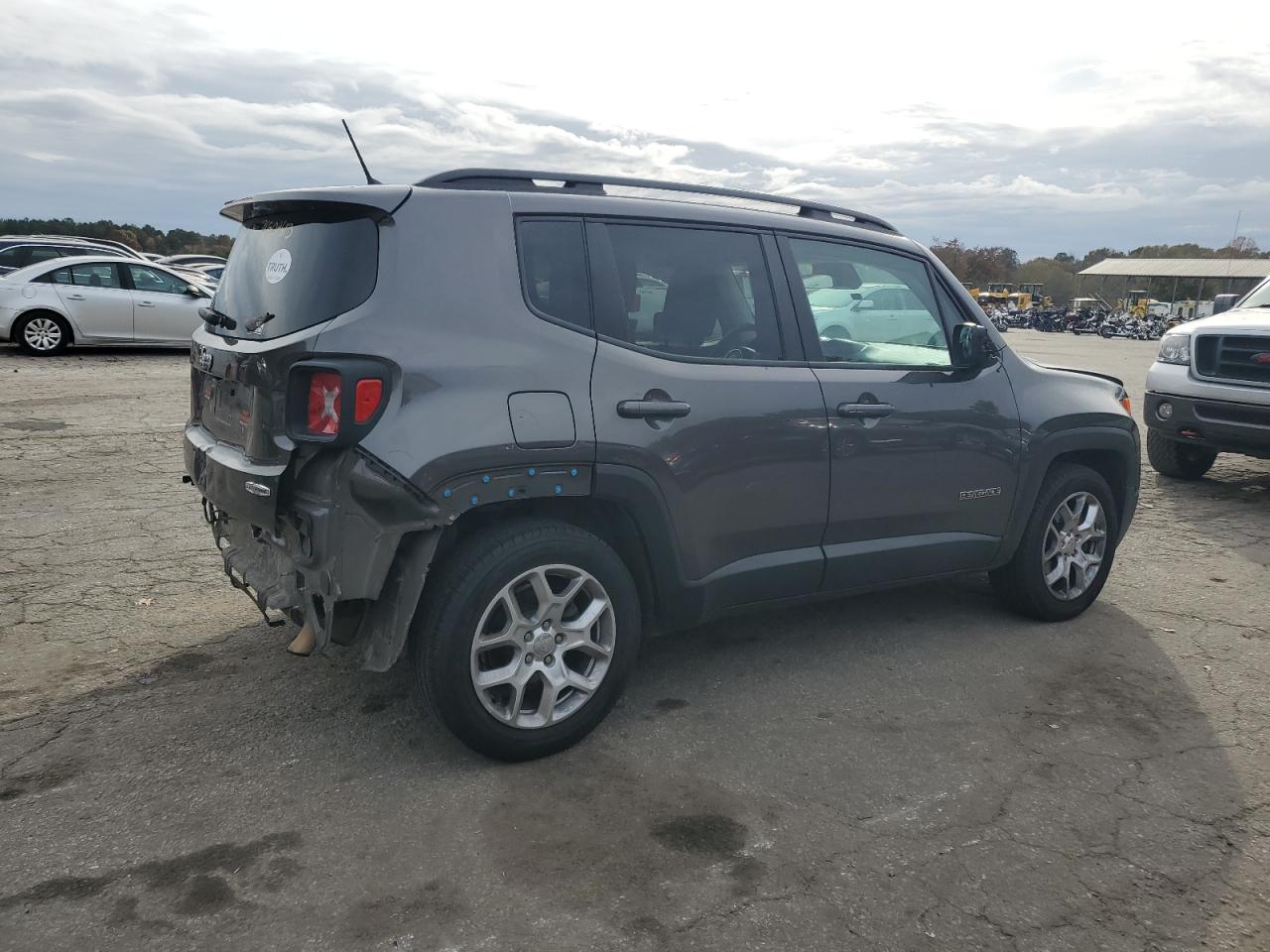 Image 3 of 2017 JEEP RENEGADE LATITUDE 2017 with VIN ZACCJABB1HPF86311