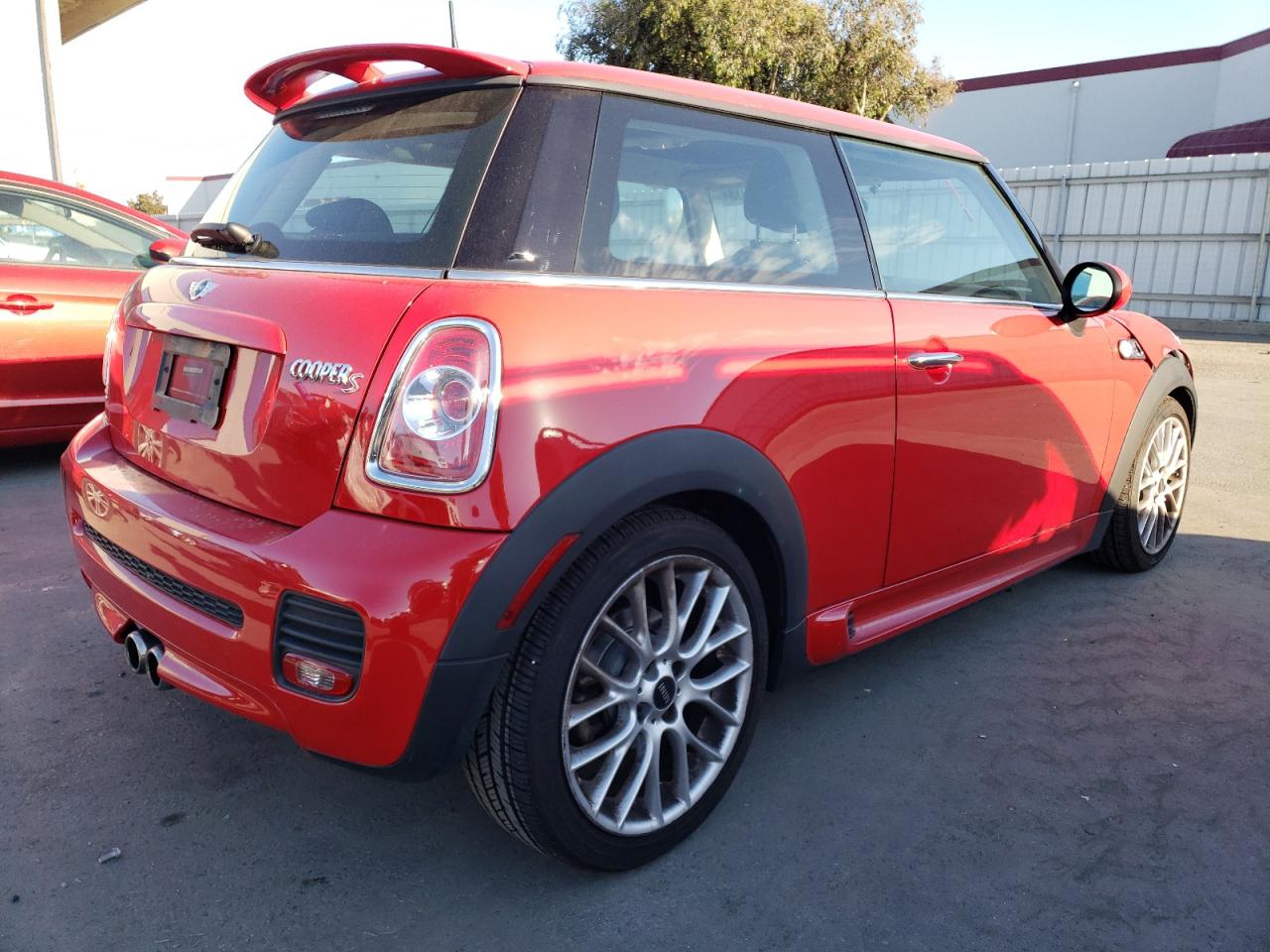 Изображение 3 2011 MINI COOPER S 2011 с VIN WMWSV3C54BTY15416
