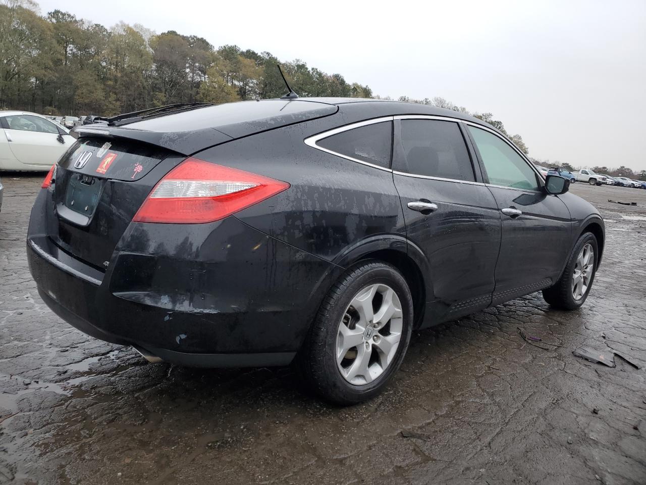 Image 3 of 2011 HONDA ACCORD CROSSTOUR EXL 2011 with VIN 5J6TF2H56BL002385