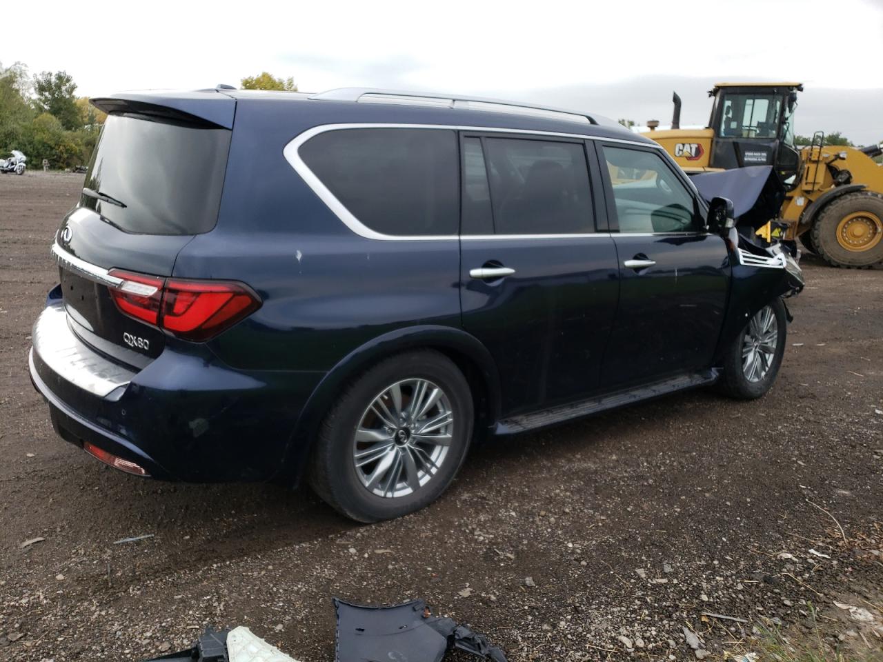 Image 3 of Infiniti Qx80 Luxe 2021 with VIN JN8AZ2AE3M9270281